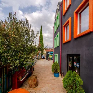 Otel Tato & Coworking Space
